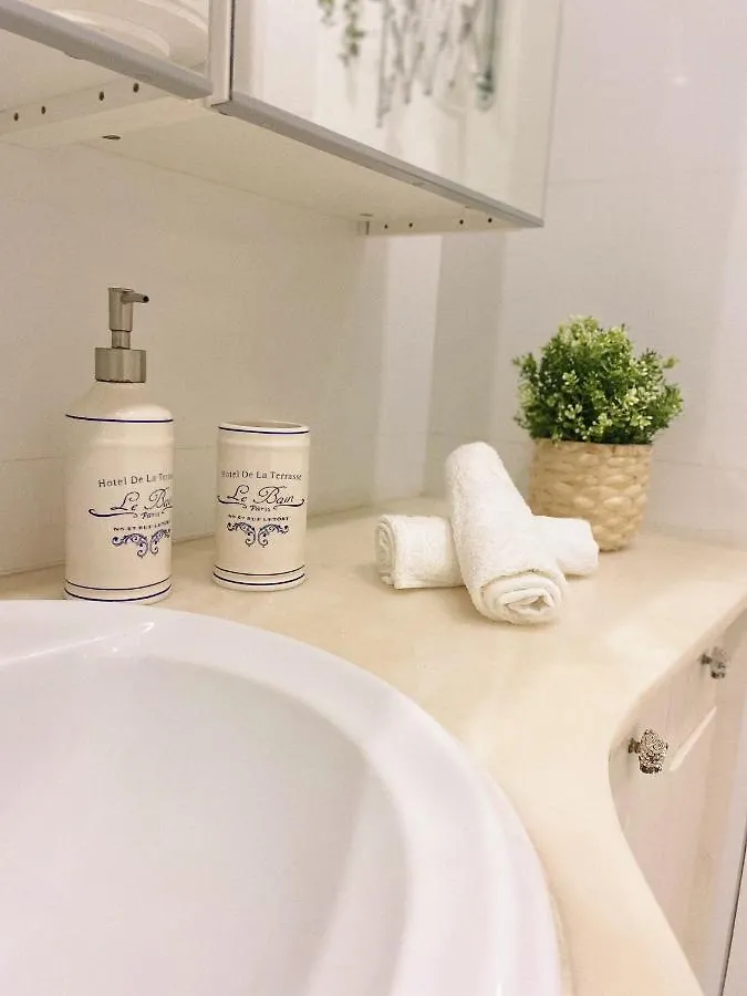 Apartment In The Best Location In Лиссабон 0*,