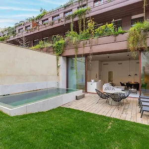 Hidden Pearl W/ Patio & Pool By Lovelystay Lisboa